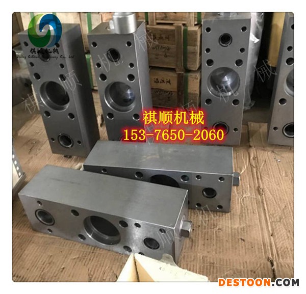 配件098-阀体.jpg 配件098-阀体.jpg